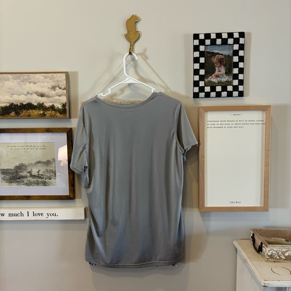 real essentials athletic tee - Picture 3 of 4